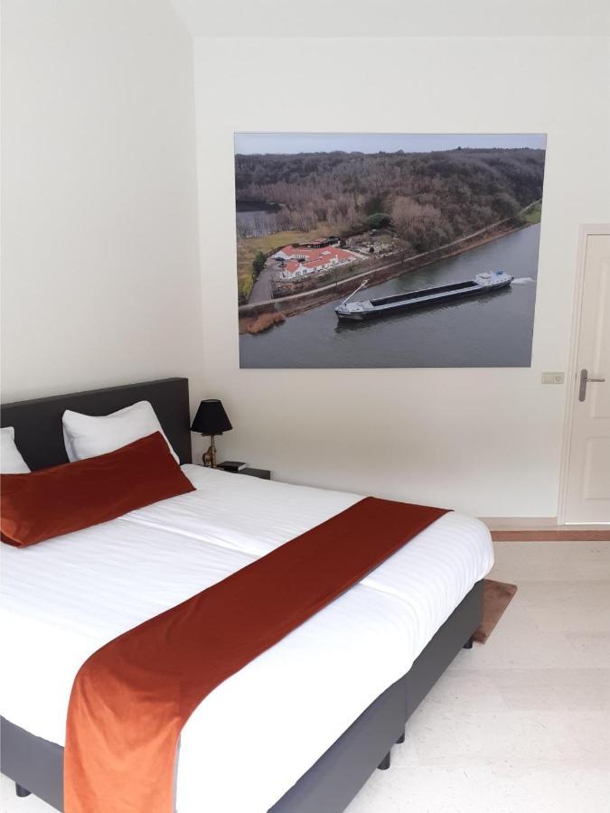 רהנן Bed & Breakfast Trouwborst מראה חיצוני תמונה
